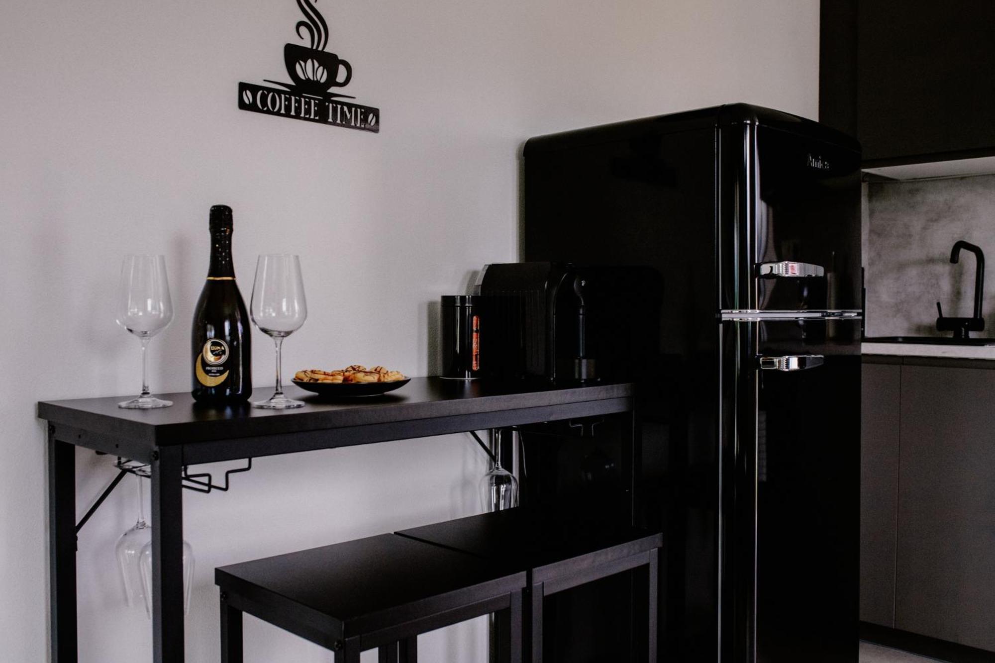 Apartment Fratello Šoporňa Esterno foto